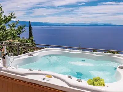 hot-tub