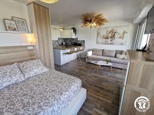 24054779-Ferienwohnung-3-Mauguio-300x225-0