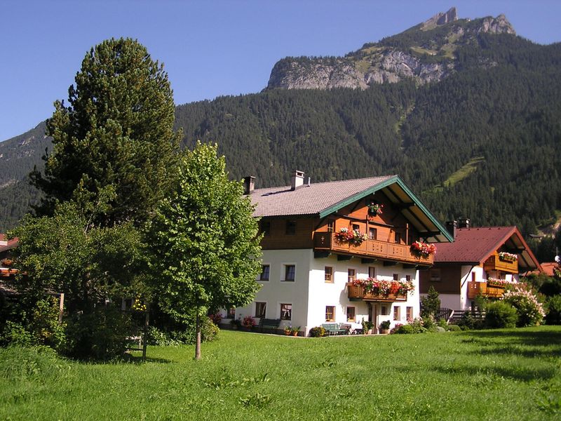 23432440-Ferienwohnung-3-Maurach am Achensee-800x600-0