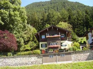 23432481-Ferienwohnung-3-Maurach am Achensee-300x225-0