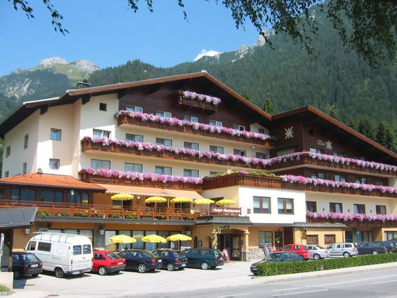 23527824-Ferienwohnung-4-Maurach am Achensee-800x600-0