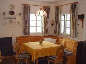 23430322-Ferienwohnung-5-Maurach am Achensee-300x225-2