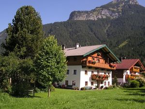 Ferienwohnung für 3 Personen (53 m²) in Maurach am Achensee