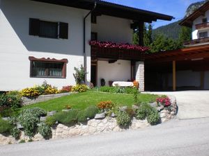 23430358-Ferienwohnung-4-Maurach am Achensee-300x225-1