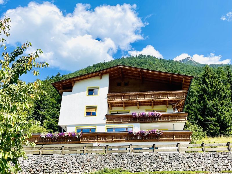 23914942-Ferienwohnung-8-Maurach am Achensee-800x600-0