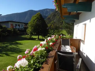 Ferienwohnung für 3 Personen (53 m²) in Maurach am Achensee 3/10