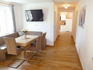 23293526-Ferienwohnung-6-Mauterndorf (Salzburg)-300x225-1