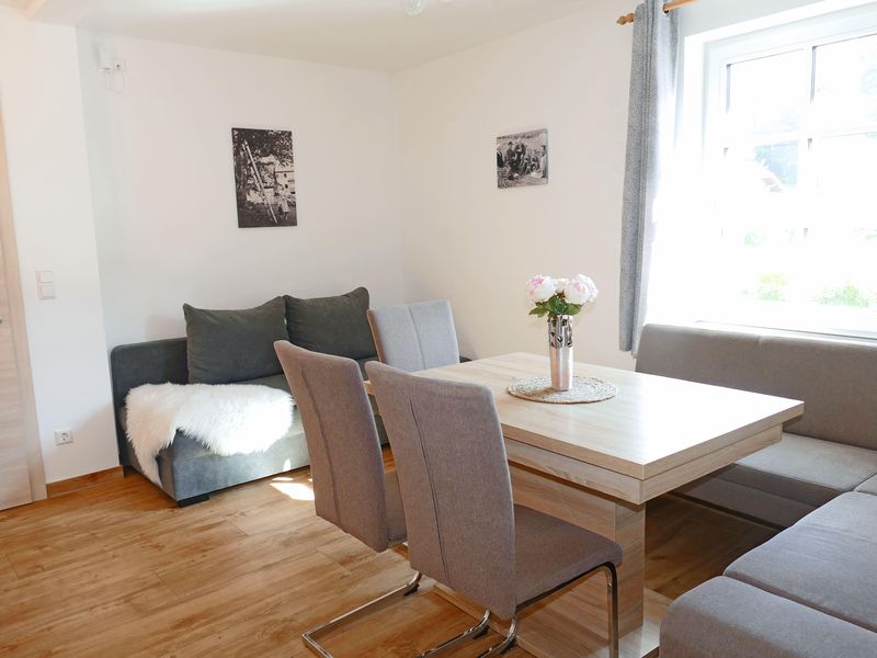 23293526-Ferienwohnung-6-Mauterndorf (Salzburg)-800x600-2