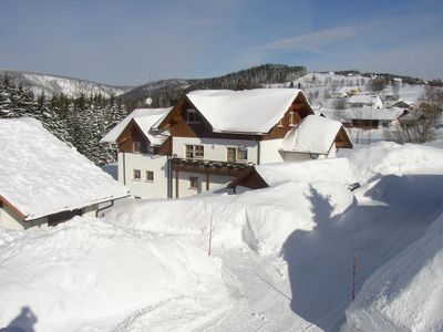 Hausansicht Winter