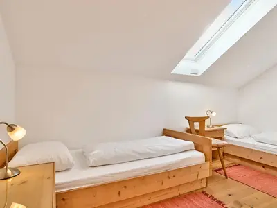 Steinbachklause, SZ2