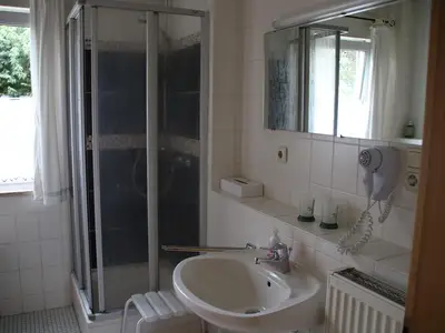 Bad, Dusche „Rachel“