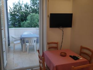 19071828-Ferienwohnung-4-Mavarstica-300x225-2