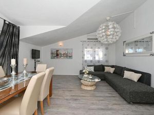 23539130-Ferienwohnung-6-Mavarstica-300x225-1