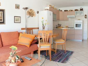 23930755-Ferienwohnung-4-Mavarstica-300x225-4