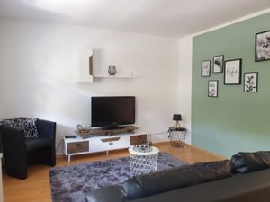 74942-Ferienwohnung-2-Mayen-300x225-3