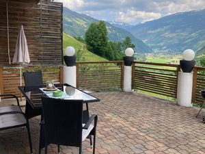 23846233-Ferienwohnung-5-Mayrhofen-300x225-2