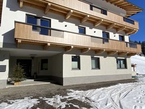 23850333-Ferienwohnung-3-Mayrhofen-300x225-3