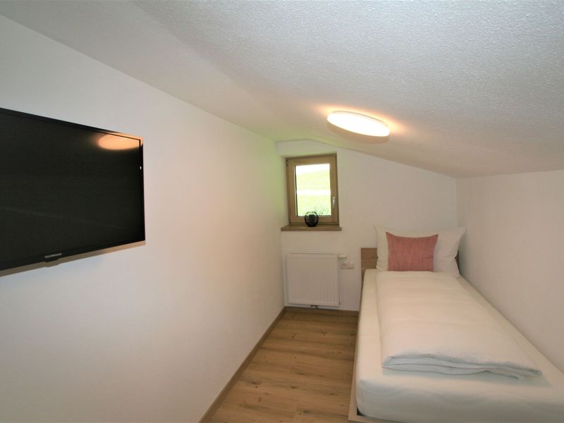 23859922-Ferienwohnung-13-Mayrhofen-800x600-1