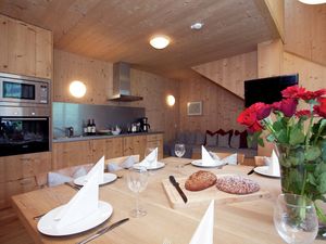 19336610-Ferienwohnung-10-Mayrhofen-300x225-4