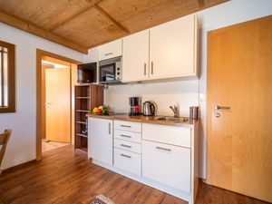 23895910-Ferienwohnung-6-Mayrhofen-300x225-2