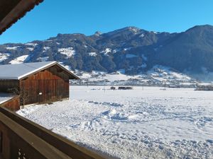 23846746-Ferienwohnung-5-Mayrhofen-300x225-5