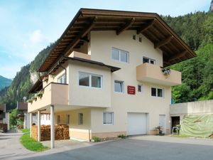 23850557-Ferienwohnung-6-Mayrhofen-300x225-2