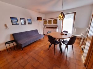 23988327-Ferienwohnung-4-Mazzin-300x225-2