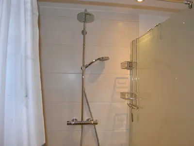 Dusche mit Rainshower