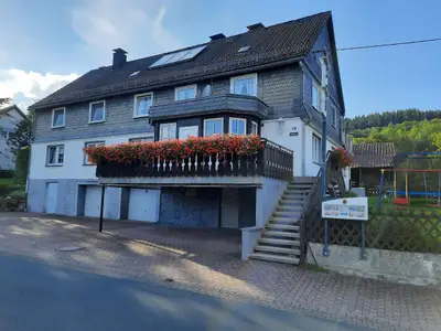 Ferienwohnung für 7 Personen (120 m²) in Medebach 1/10
