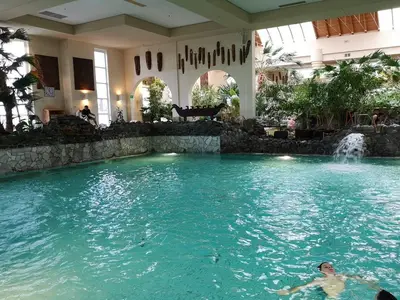 PoolOfHouse