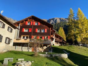 Ferienwohnung für 6 Personen in Medels im Rheinwald