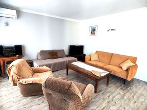 23974553-Ferienwohnung-4-Médis-300x225-0