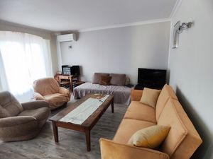 23974553-Ferienwohnung-4-Médis-300x225-1