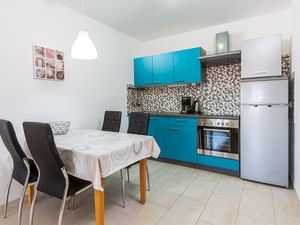 19255795-Ferienwohnung-4-Medulin-300x225-4