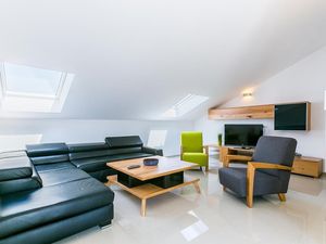 21625731-Ferienwohnung-6-Medulin-300x225-4