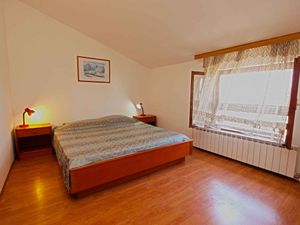 23917588-Ferienwohnung-6-Medulin-300x225-4