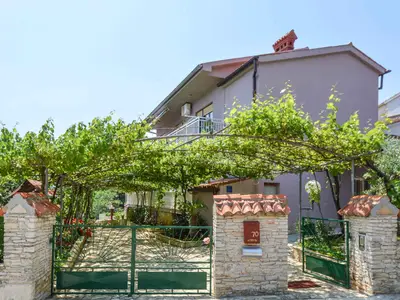 Ferienwohnung für 8 Personen (92 m²) in Medulin 5/10