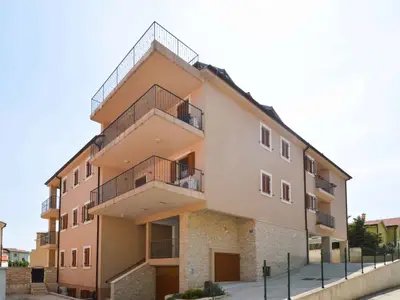 Ferienwohnung für 5 Personen (80 m²) in Liznjan 1/10