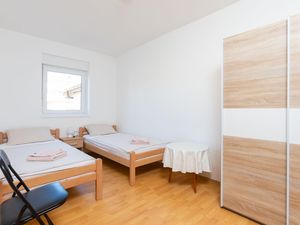 19071283-Ferienwohnung-8-Medulin-300x225-5