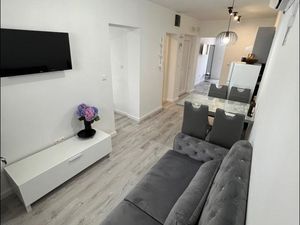 23924413-Ferienwohnung-3-Medulin-300x225-2