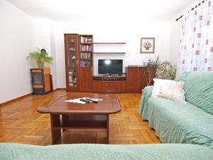 19053604-Ferienwohnung-4-Medulin-300x225-5