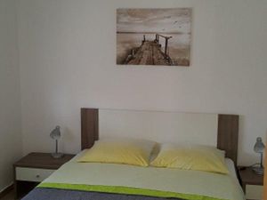 23473030-Ferienwohnung-6-Medulin-300x225-5