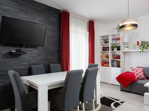 18435687-Ferienwohnung-4-Medulin-300x225-1