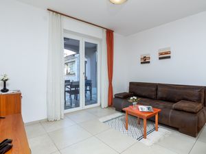 18951381-Ferienwohnung-5-Medulin-300x225-1