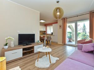 19266450-Ferienwohnung-4-Medulin-300x225-3