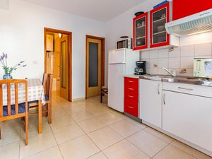 23755882-Ferienwohnung-4-Medulin-300x225-5