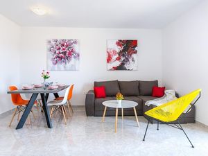 22232801-Ferienwohnung-6-Medulin-300x225-4