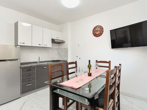 23646922-Ferienwohnung-7-Medulin-300x225-3