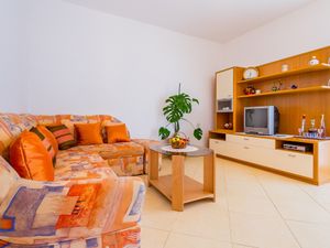 23972099-Ferienwohnung-5-Medulin-300x225-1