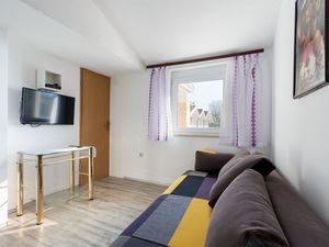 23941478-Ferienwohnung-5-Medulin-300x225-4